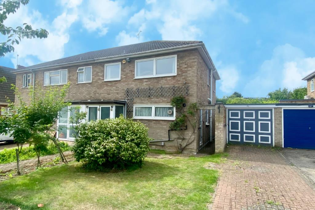 Main image of property: Orchard Drive, Park Street, St. Albans, Hertfordshire, AL2