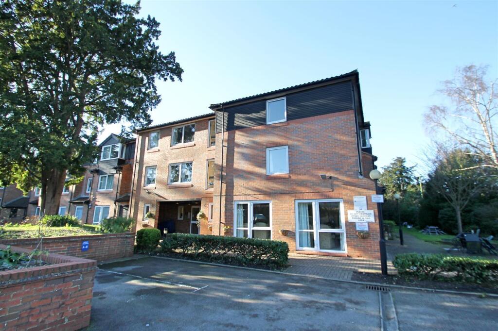 Main image of property: Over 60's , Two Bed Flat, Elstree Road, Bushey Heath, Bushey
