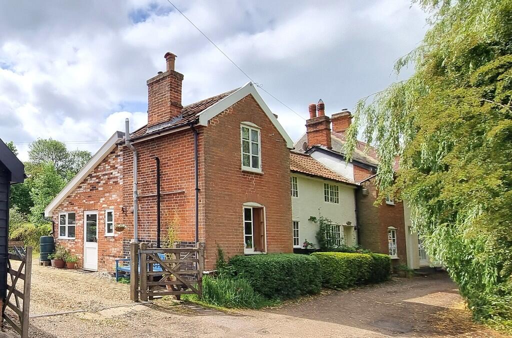 Main image of property: The Causeway, Peasenhall