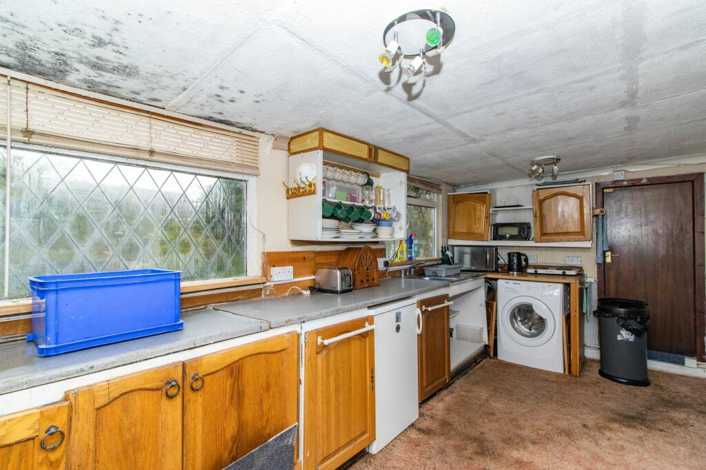 2 bedroom detached bungalow for sale in Daytona Way, Herne Bay, CT6