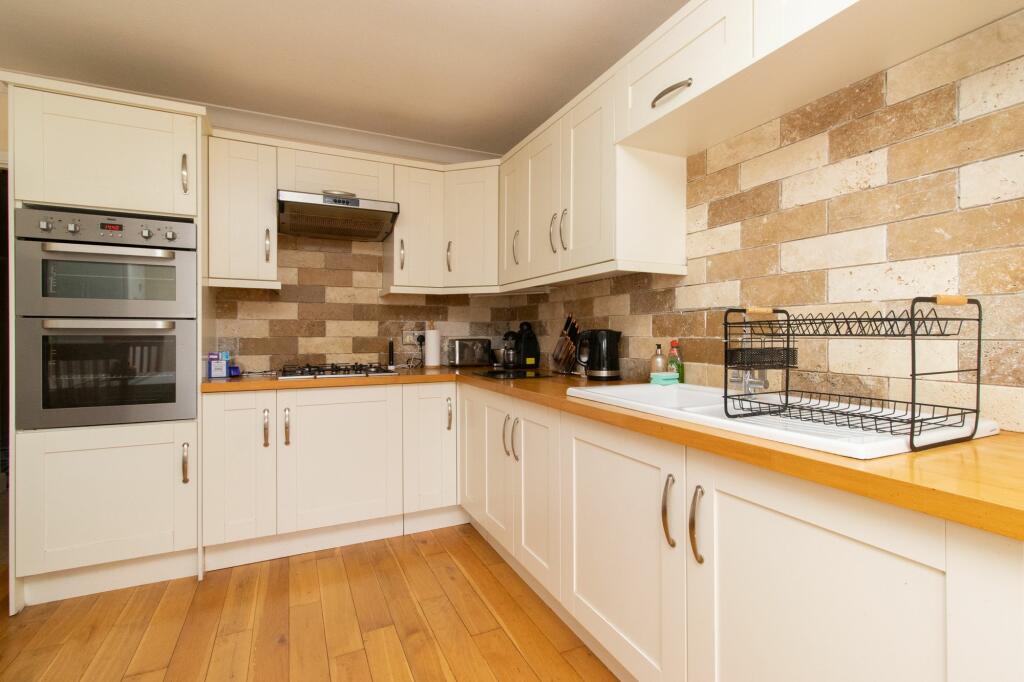2 bedroom detached bungalow for sale in Clare Drive, Herne Bay, CT6