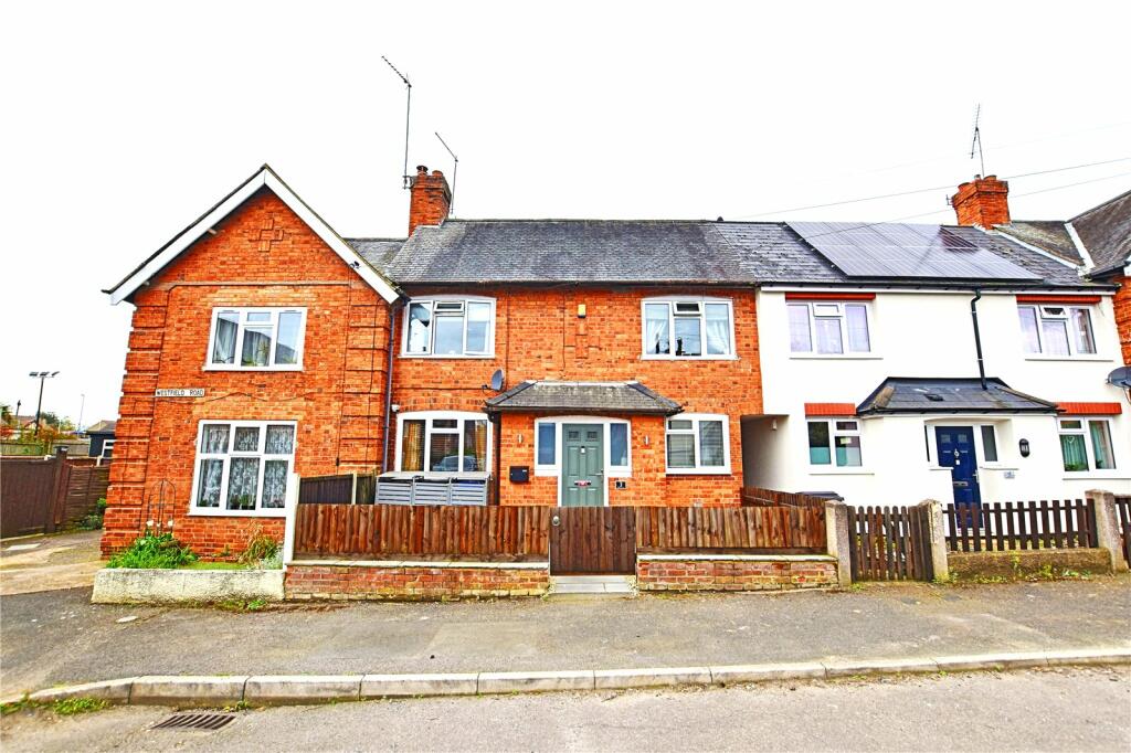 2 bedroom terraced house for sale in Westfield Road, St James, Northampton, West, NN5