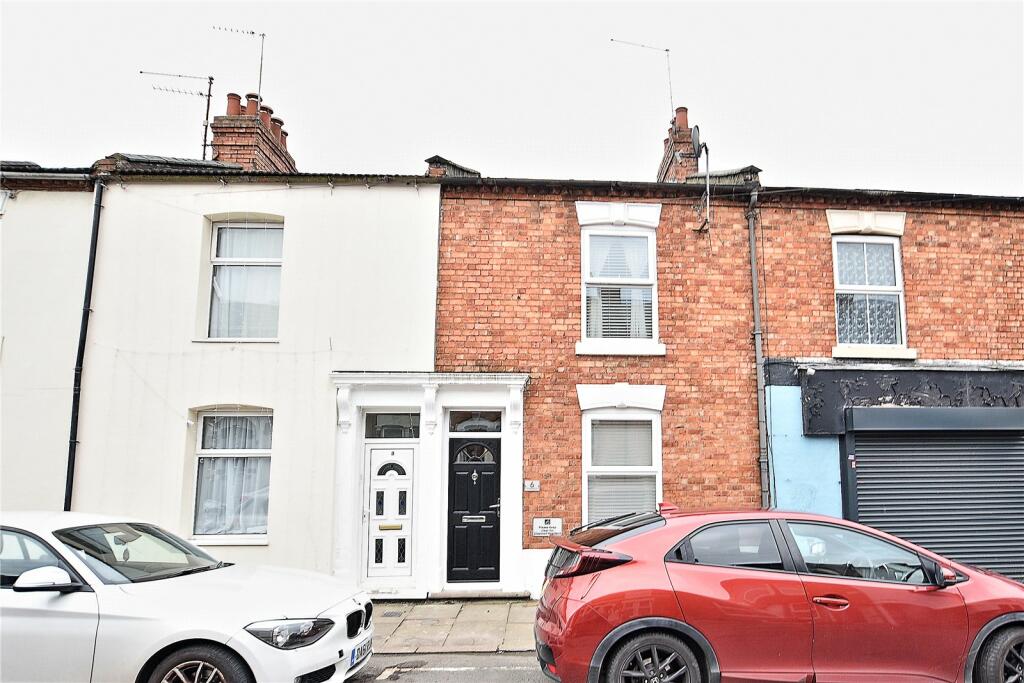 3 bedroom terraced house for sale in Henry Street, Abington