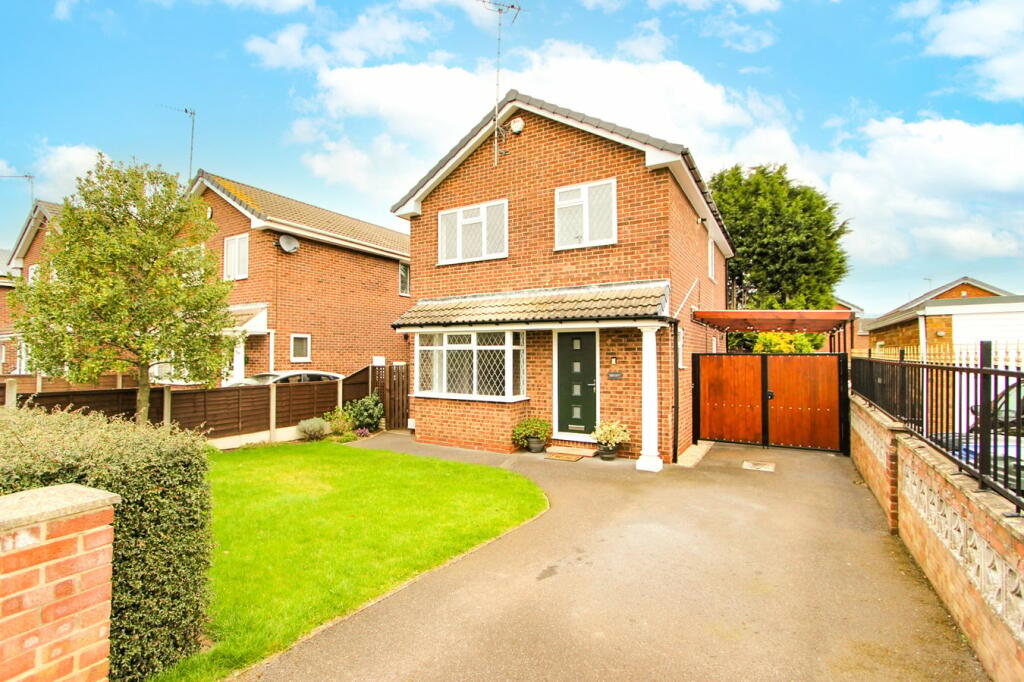 3 bedroom detached house for rent in Tenter Balk Lane, Adwick-le-Street, Doncaster, DN6