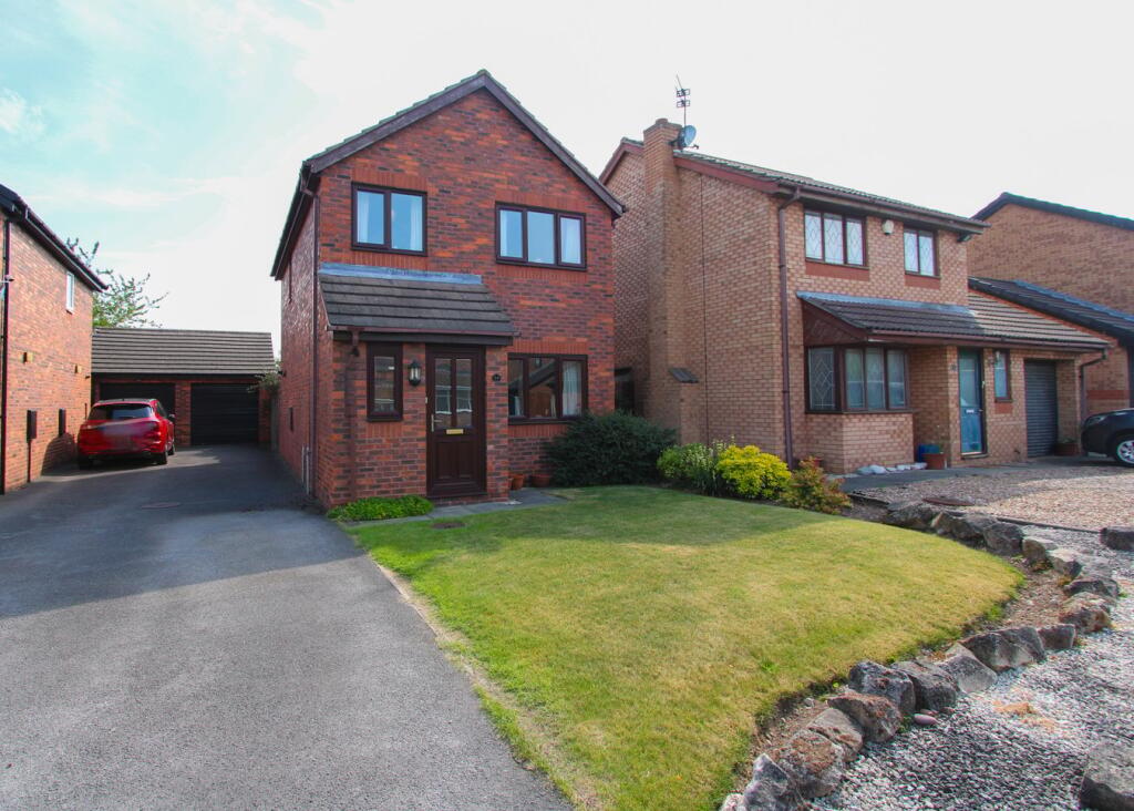 Main image of property: Farnborough Drive, Bessacarr, Doncaster, DN4