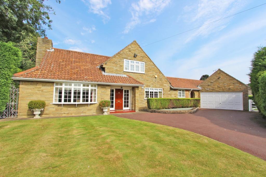3 bedroom detached bungalow for sale in Thorpe Lane, Sprotbrough