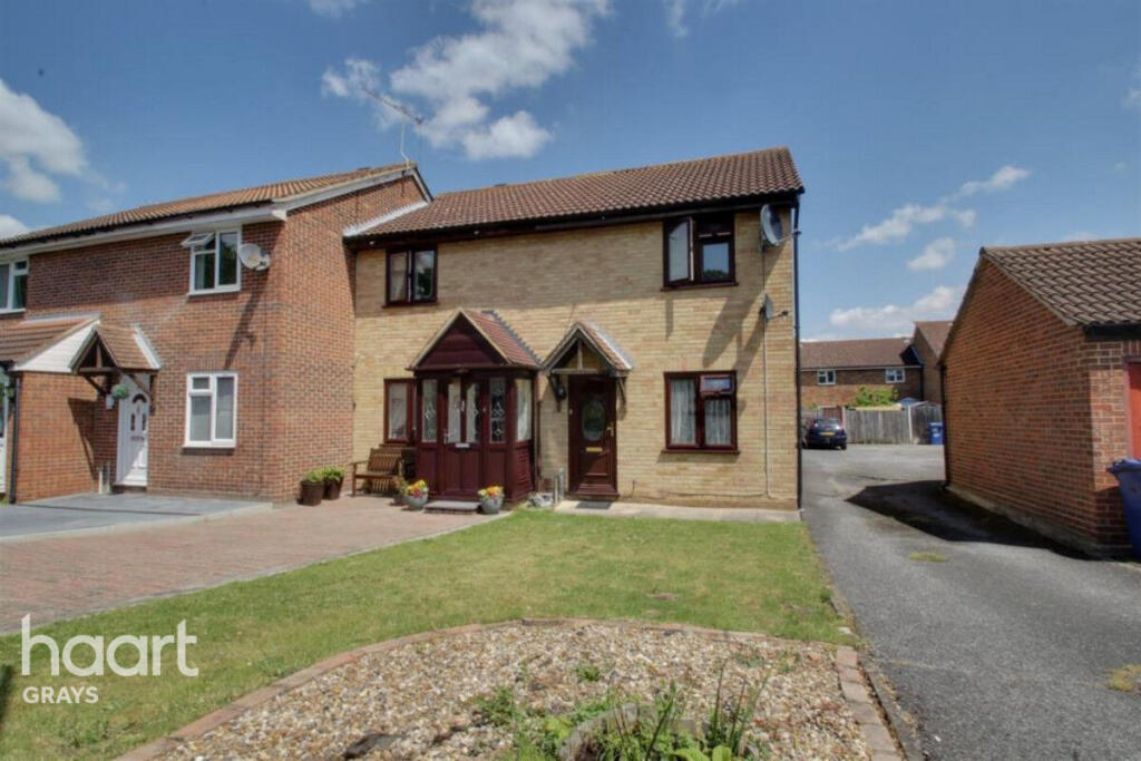 Main image of property: Curling Lane, Grays