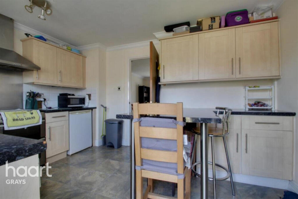 Main image of property: Curling Lane, Grays