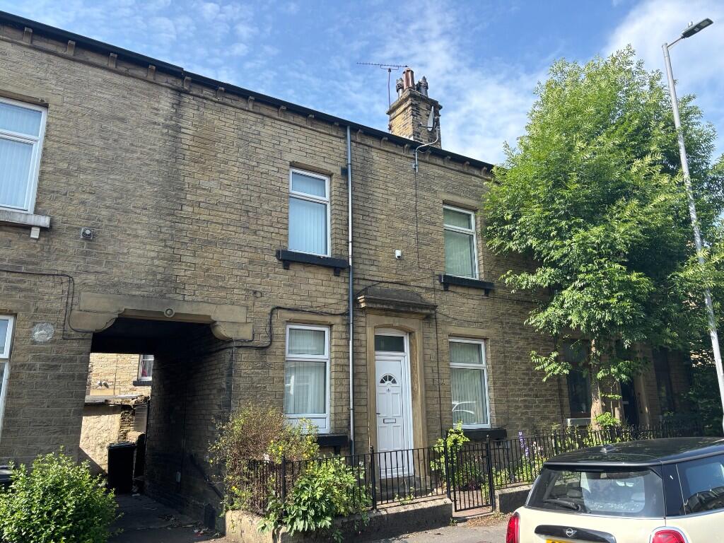 Main image of property: West Park Road, Bradford, West Yorkshire, BD8