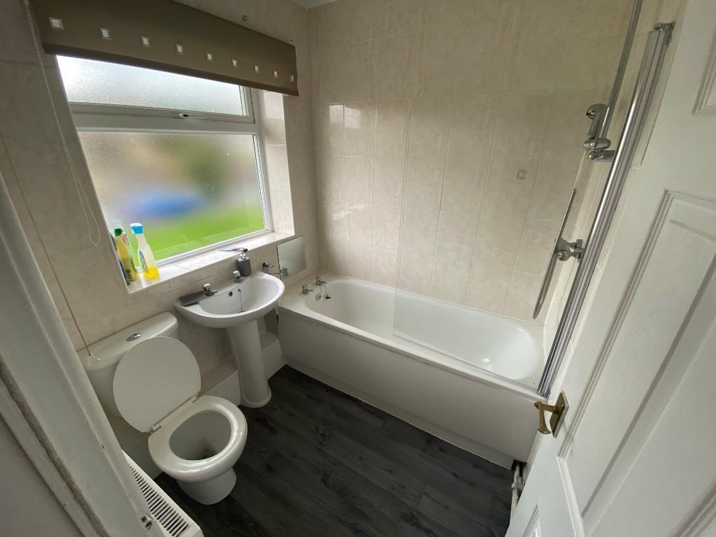 Additional property image - Shay Drive, Bradford, West Yorkshire, BD9
