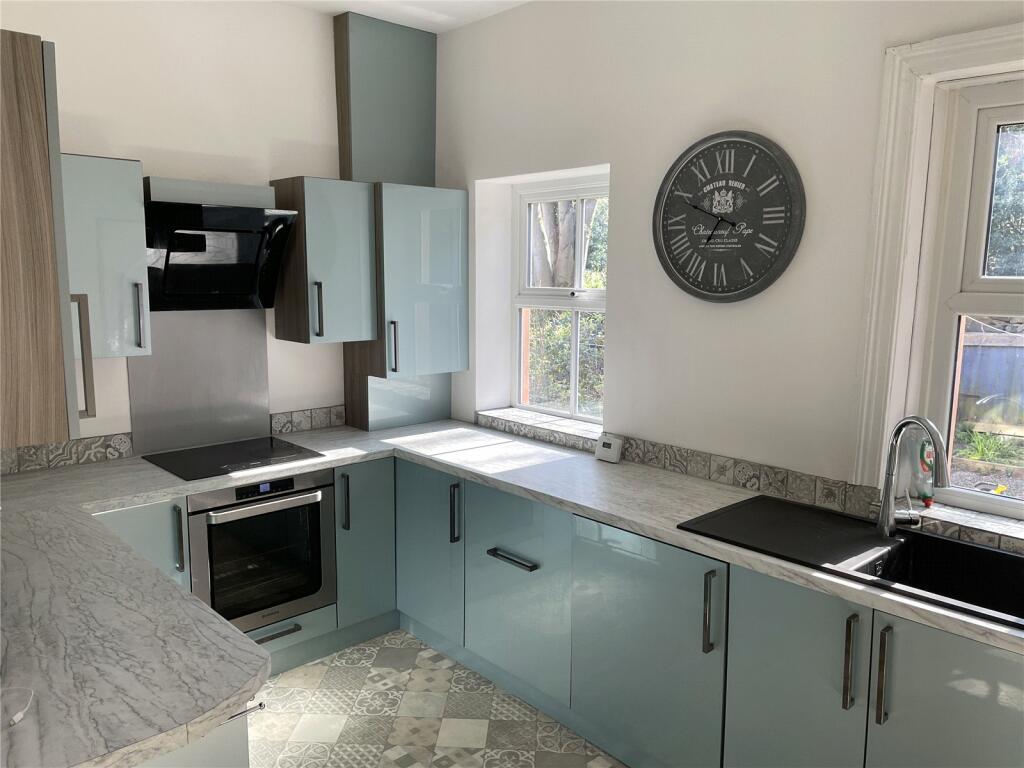 Main image of property: 15 Moss Street, Newsome, Huddersfield, HD4