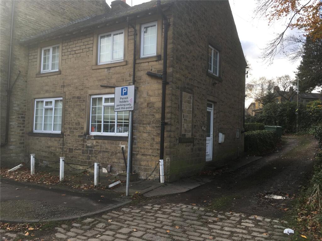 Main image of property: 27 Wentworth Street, Huddersfield, HD1
