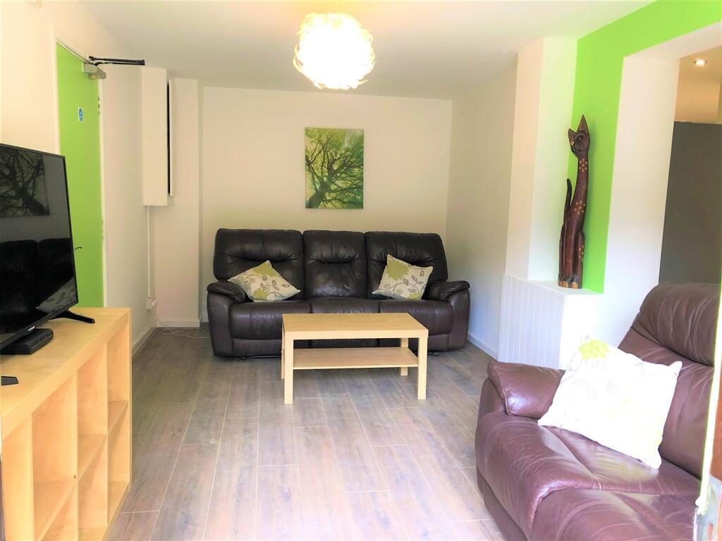 Main image of property: Flat 4 Porterbrook Apts, 245 Broomhall Street