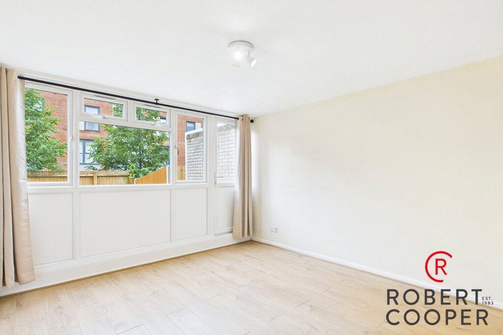 Main image of property: Victoria Road, Ruislip, HA4