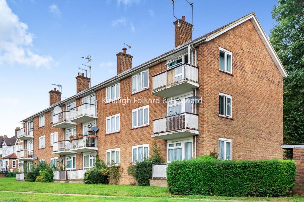 Main image of property: Victoria Grove, London, N12