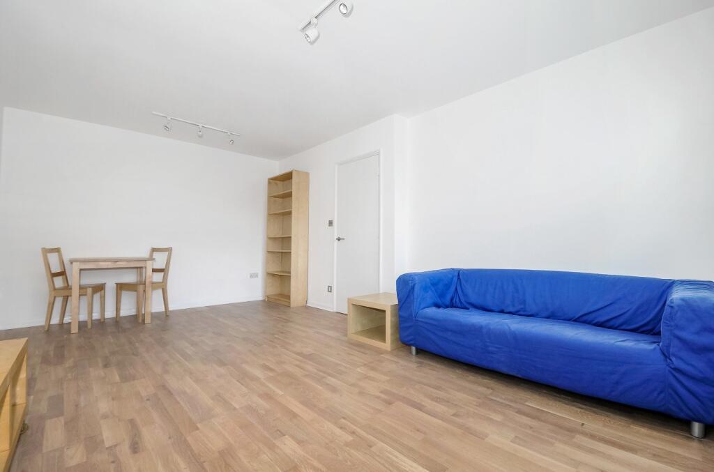 Main image of property: Torrington Park, North Finchley, London, N12