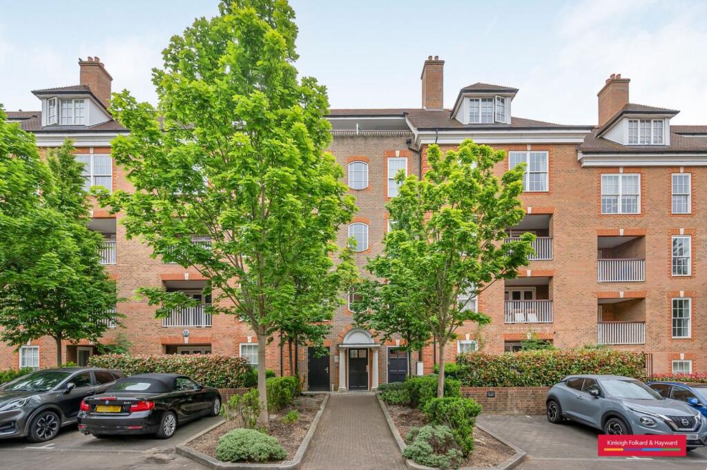 Main image of property: Ashridge Close, London, N3