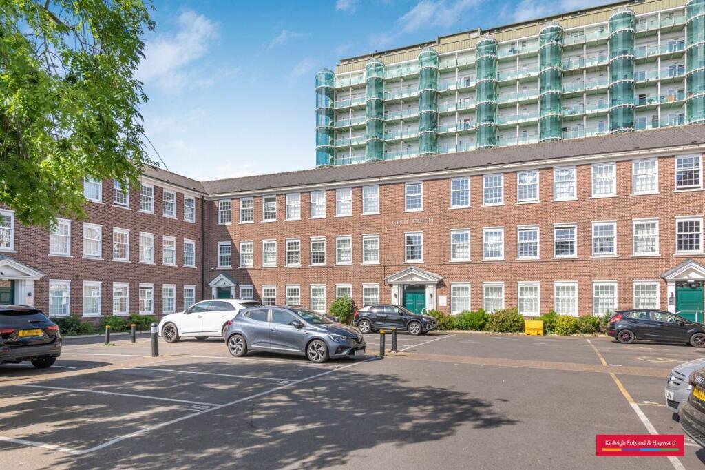 Main image of property: London Road, Enfield, EN2
