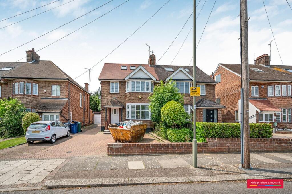 Main image of property: Cissbury Ring South, London, N12