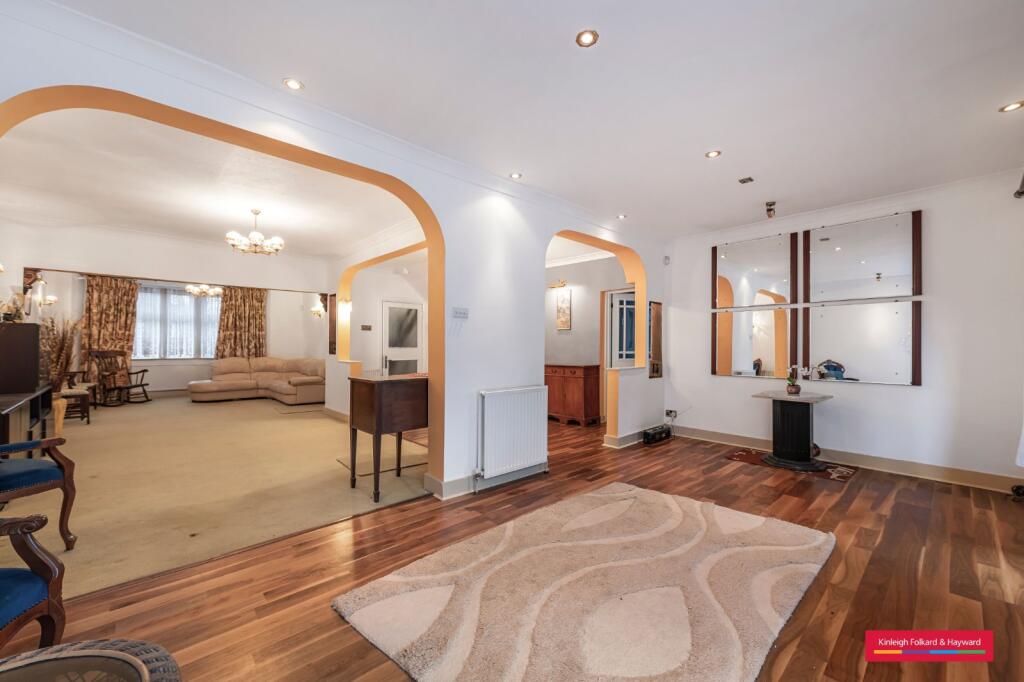 Main image of property: Walmington Fold, London, N12
