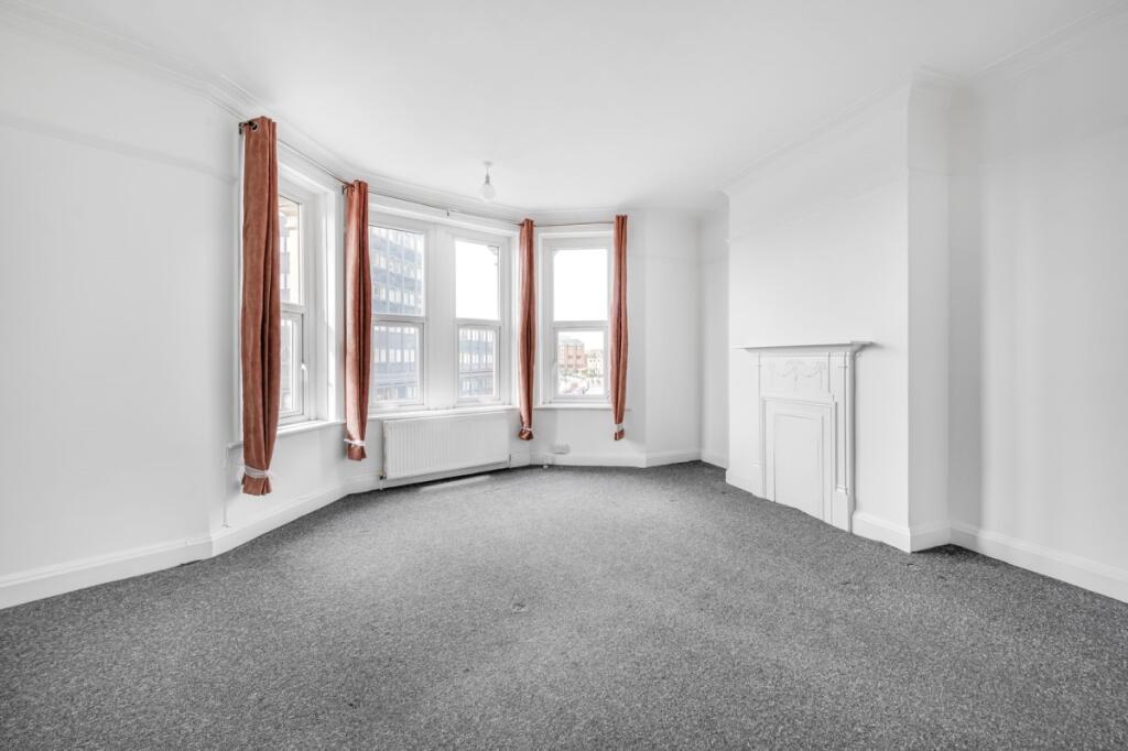 Main image of property: High Road, London, N12