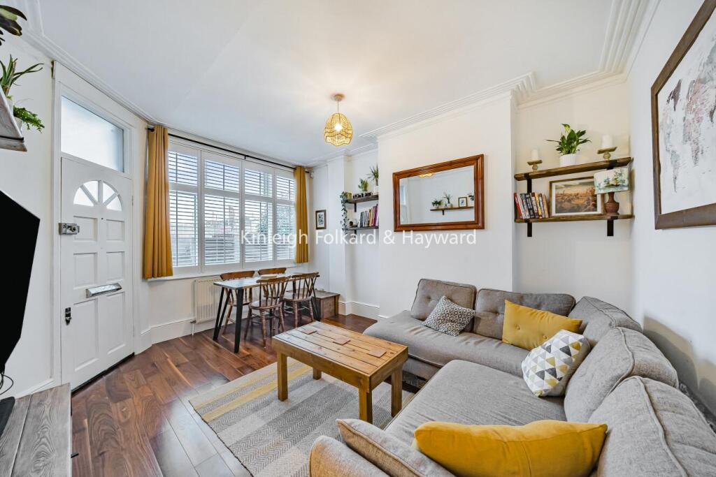 Main image of property: High Road, North Finchley, London, N12