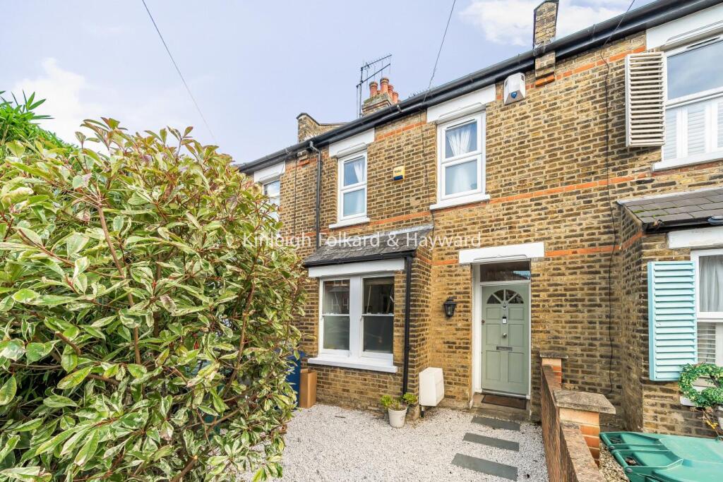 Main image of property: Grove Road, North Finchley, London, N12