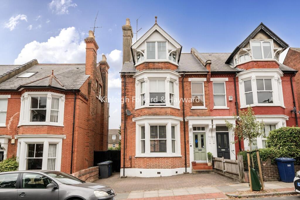 Main image of property: Elm Park Road, London, N3