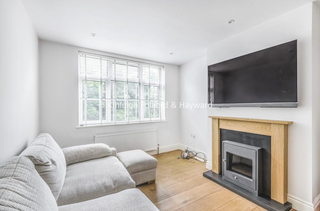 Main image of property: Park Close, Finchley Park, London, N12
