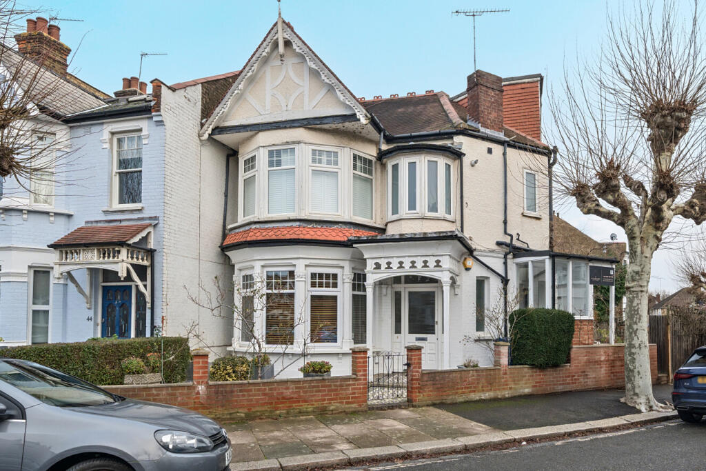 Main image of property: Eton Avenue, Finchley, London, N12
