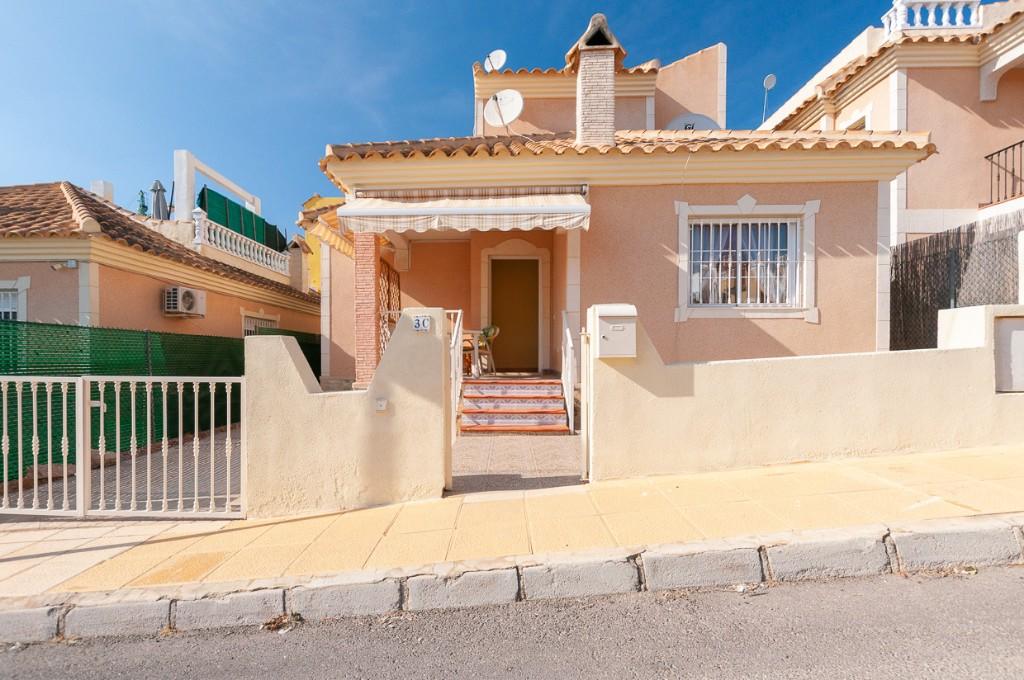 3 bedroom detached villa for sale in Villamartin, Alicante, Valencia, Spain