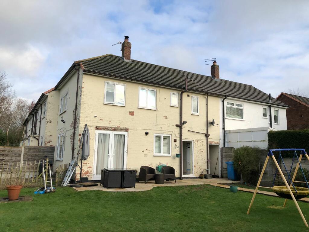 3 bedroom terraced house for sale in Peel Hall Road, Manchester, M22