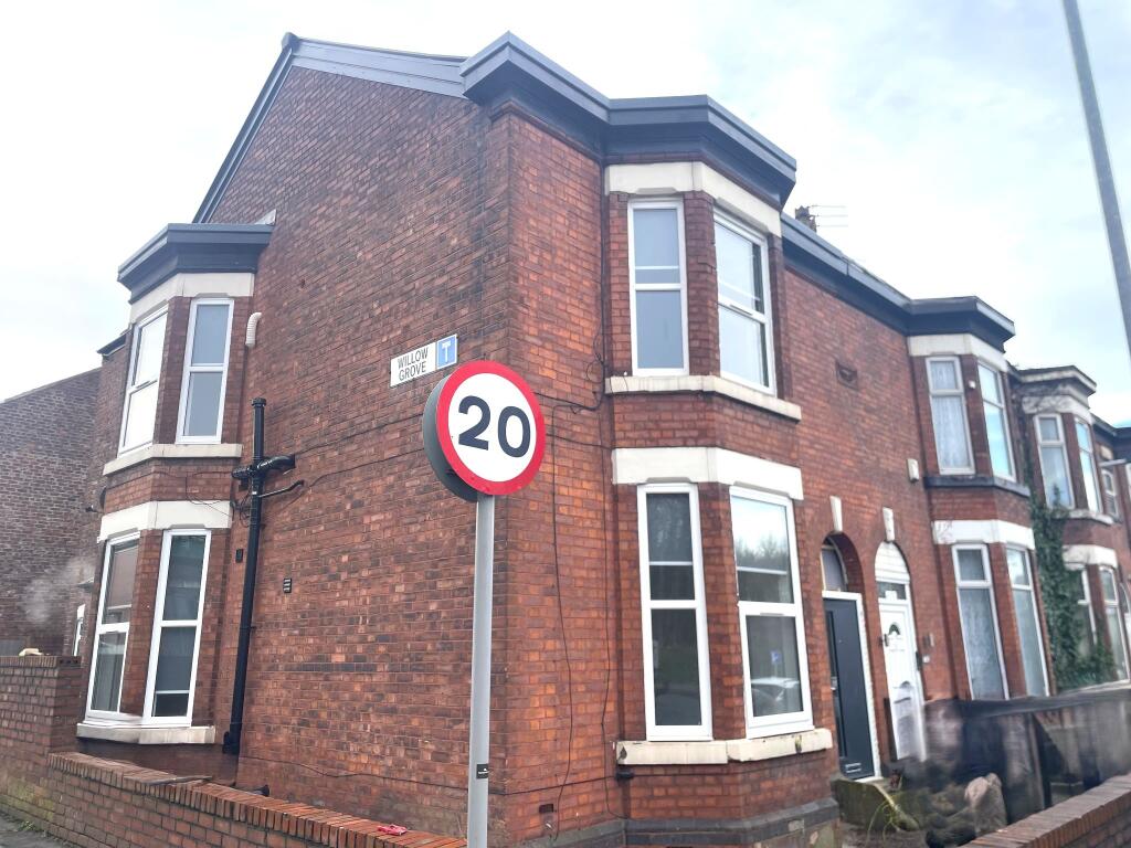 Main image of property: Hyde Road, Manchester, M18