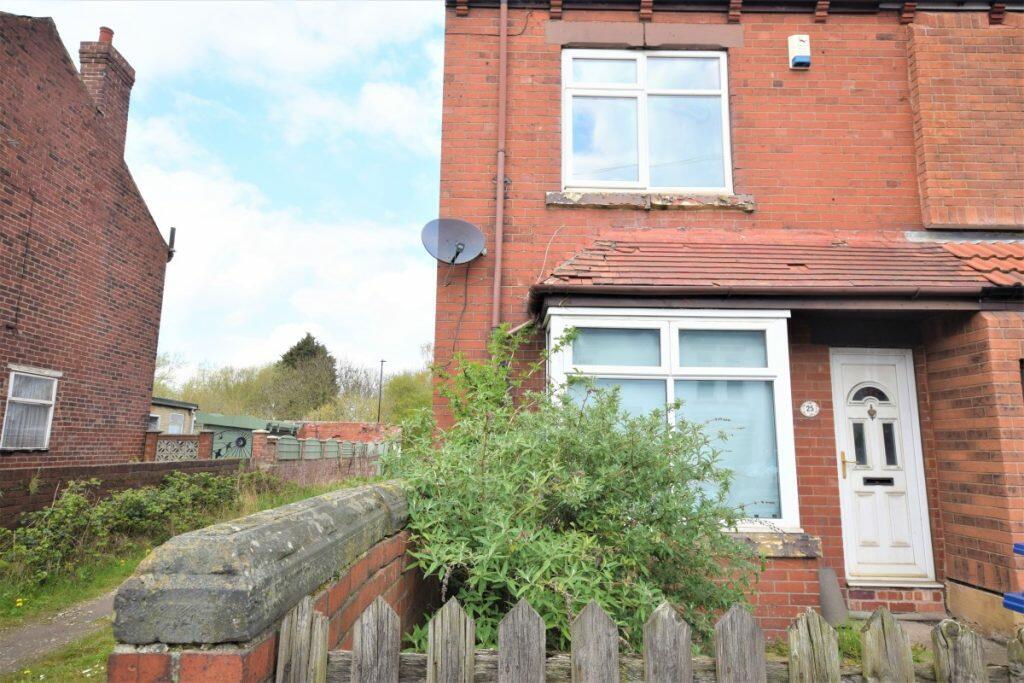 3 bedroom end of terrace house for sale in Askern Road, Carcroft