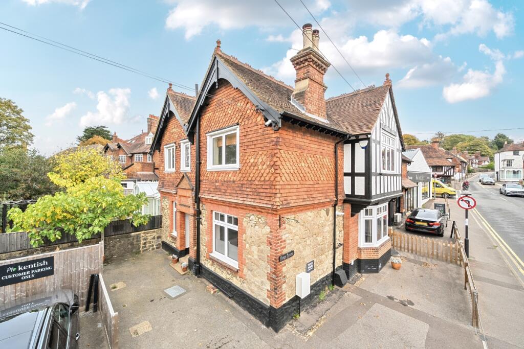 Main image of property: 35 High Street Seal TN15