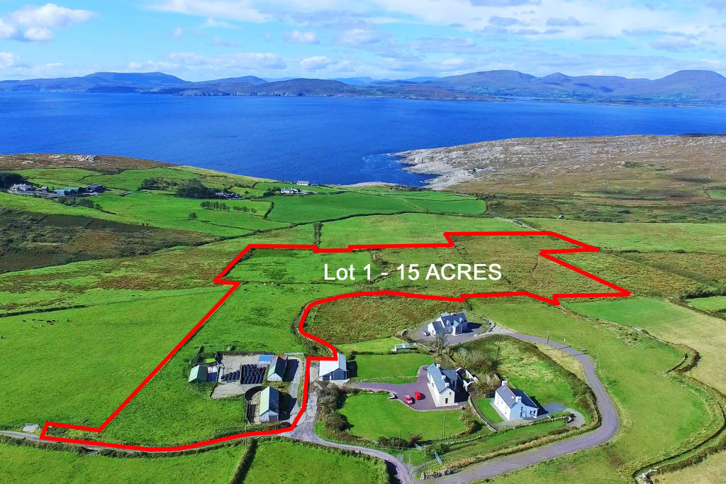 Farm land for sale in Cork, Bantry, Ireland