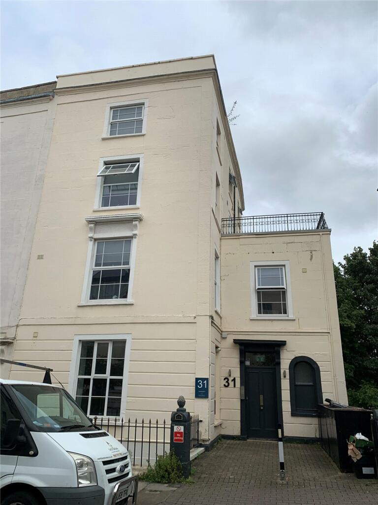 Studio apartment for rent in Meridian Place, Clifton, Bristol, BS8