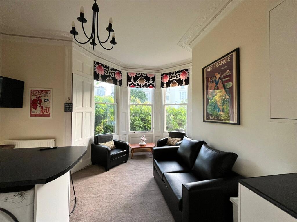 Main image of property: Hampton Road HFF, Redland, Bristol, BS6