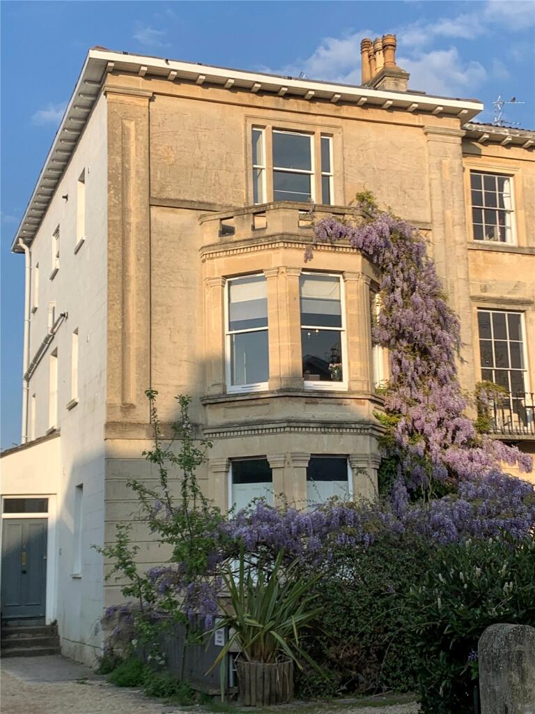 Main image of property: Hampton Road HFF, Redland, Bristol, BS6