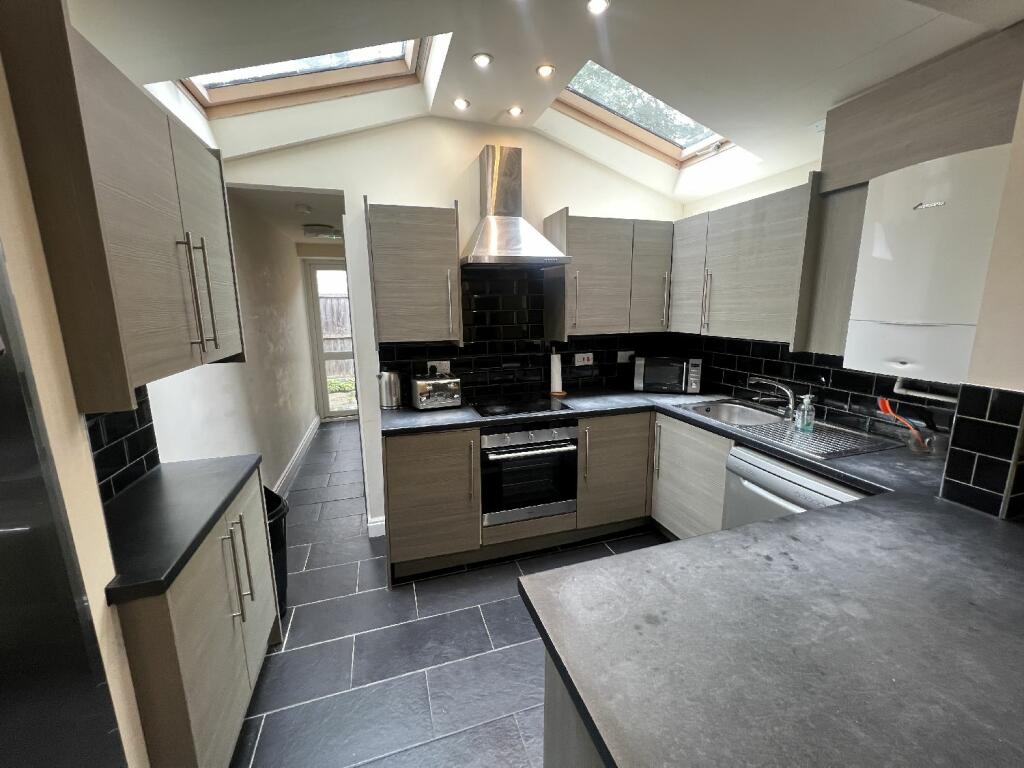 Main image of property: Holly Grove (D), Selly Oak, Birmingham, West Midlands, B29