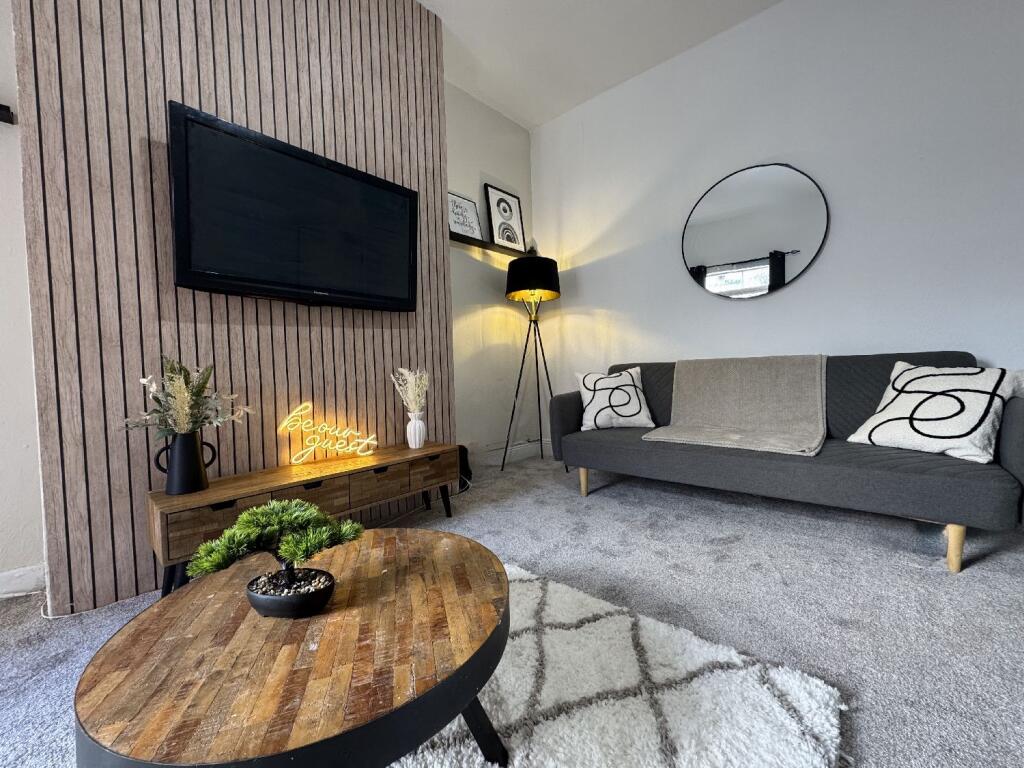 Main image of property: Pershore Road (A), Selly Park, Birmingham, West Midlands, B29