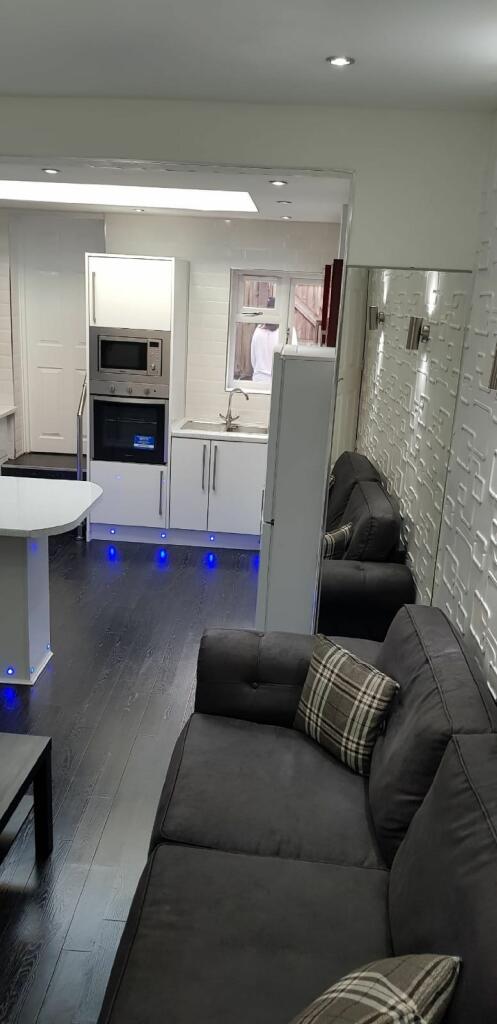 Additional property image - Wiggin Street, Edgbaston, Birmingham, West Midlands, B16