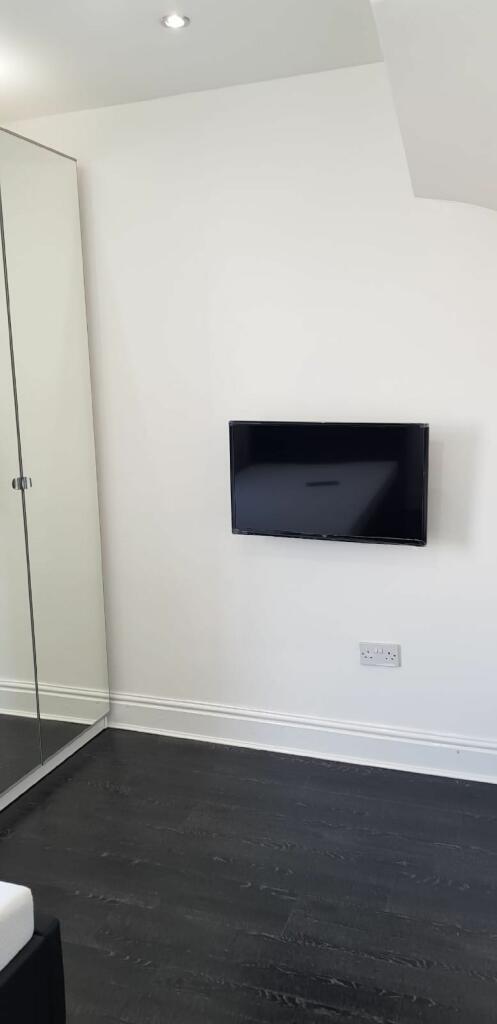 Additional property image - Wiggin Street, Edgbaston, Birmingham, West Midlands, B16