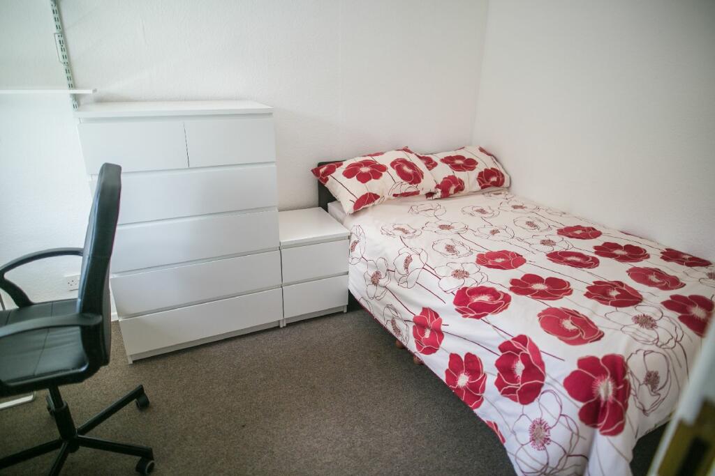 Additional property image - Leahurst Crescent, Harborne, Birmingham, West Midlands, B17