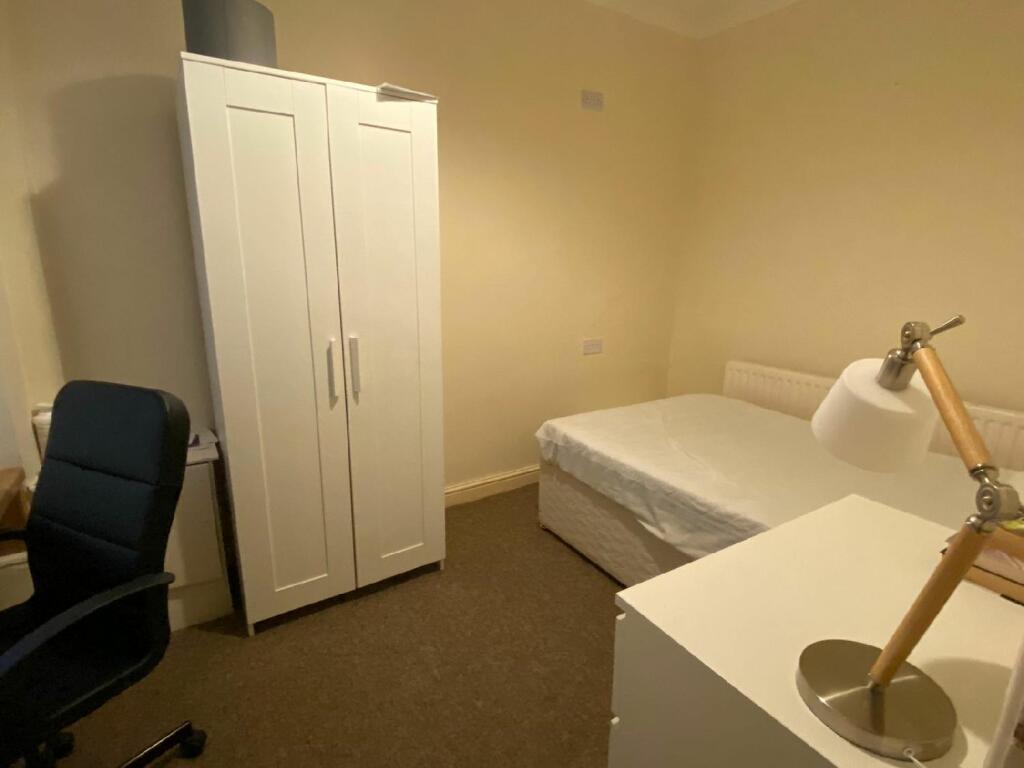 Additional image 10 of Gleave Road, Selly Oak, Birmingham, West Midlands, B29