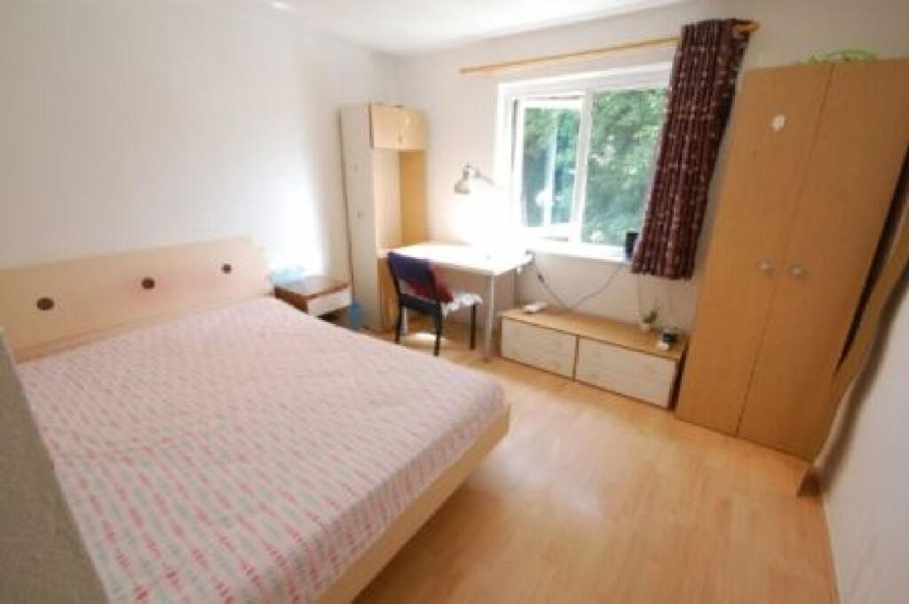 Additional property image - Leahurst Crescent, Harborne, Birmingham, West Midlands, B17
