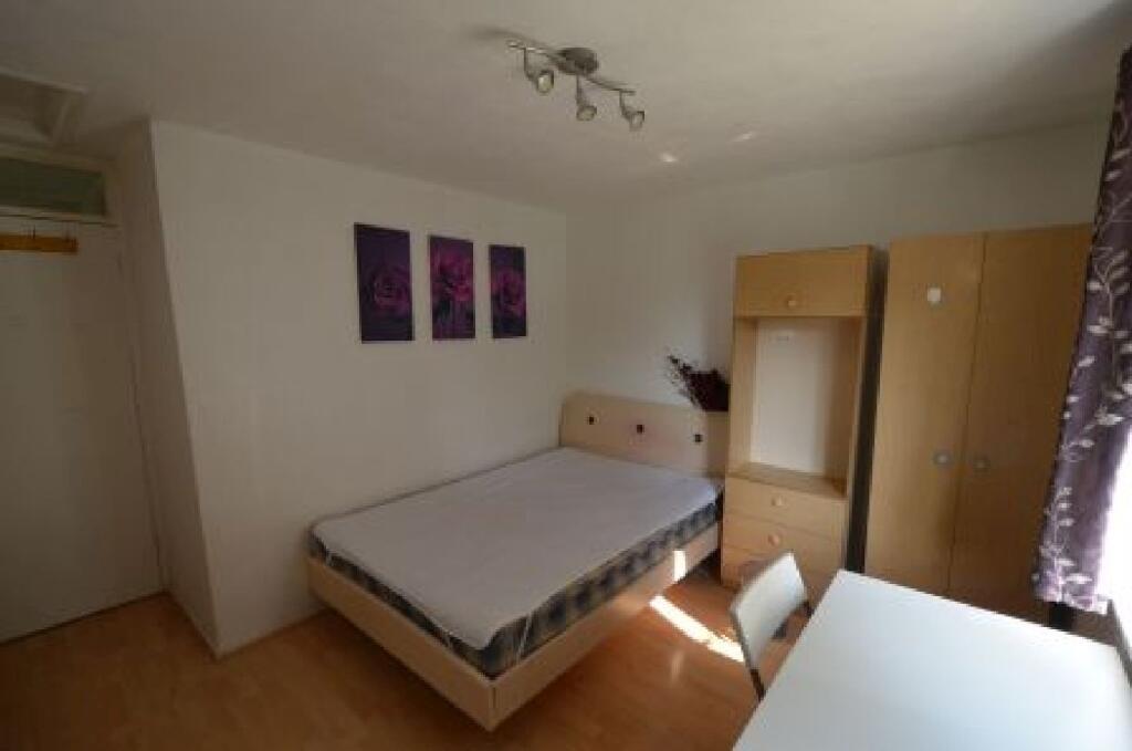Additional property image - Leahurst Crescent, Harborne, Birmingham, West Midlands, B17