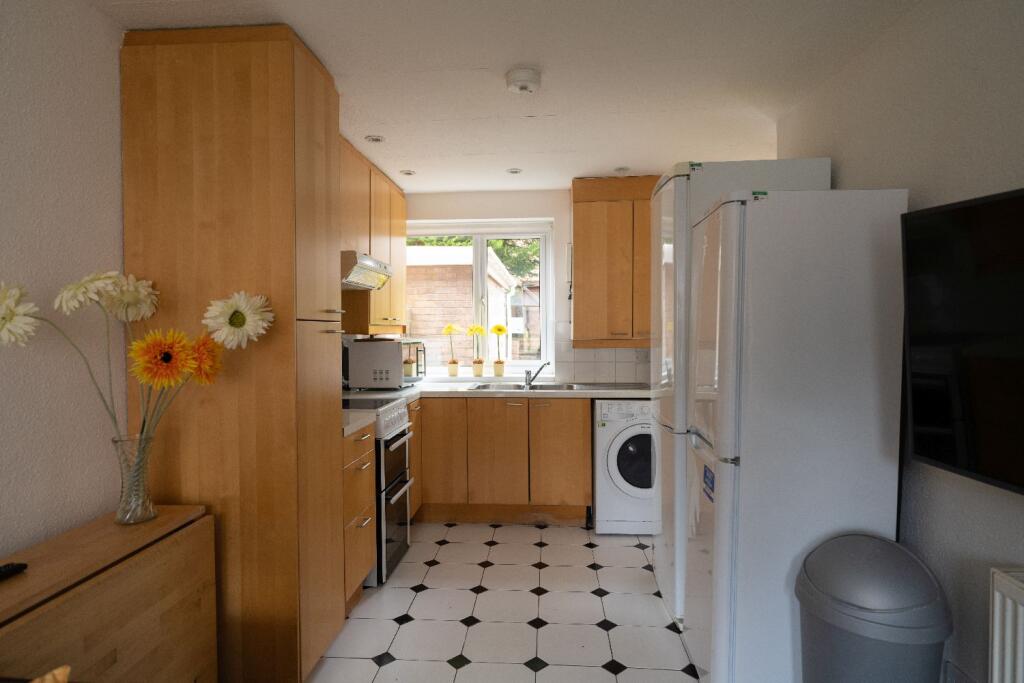 Additional image 2 of Leahurst Crescent, Harborne, Birmingham, West Midlands, B17