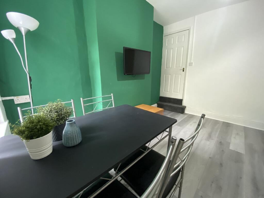 Primary image of Heeley Road (D), Selly Oak, Birmingham, West Midlands, B29