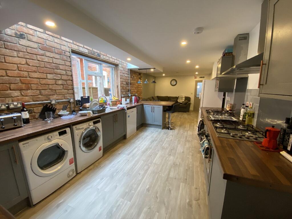 Main image of property: Hubert Road, Selly Oak, Birmingham, West Midlands, B29